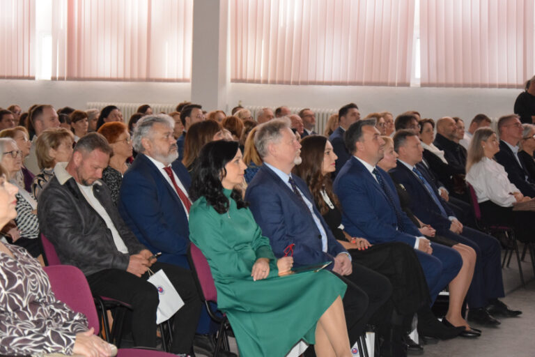 ZDROJ: HUmenné MsU, www.humenne.sk