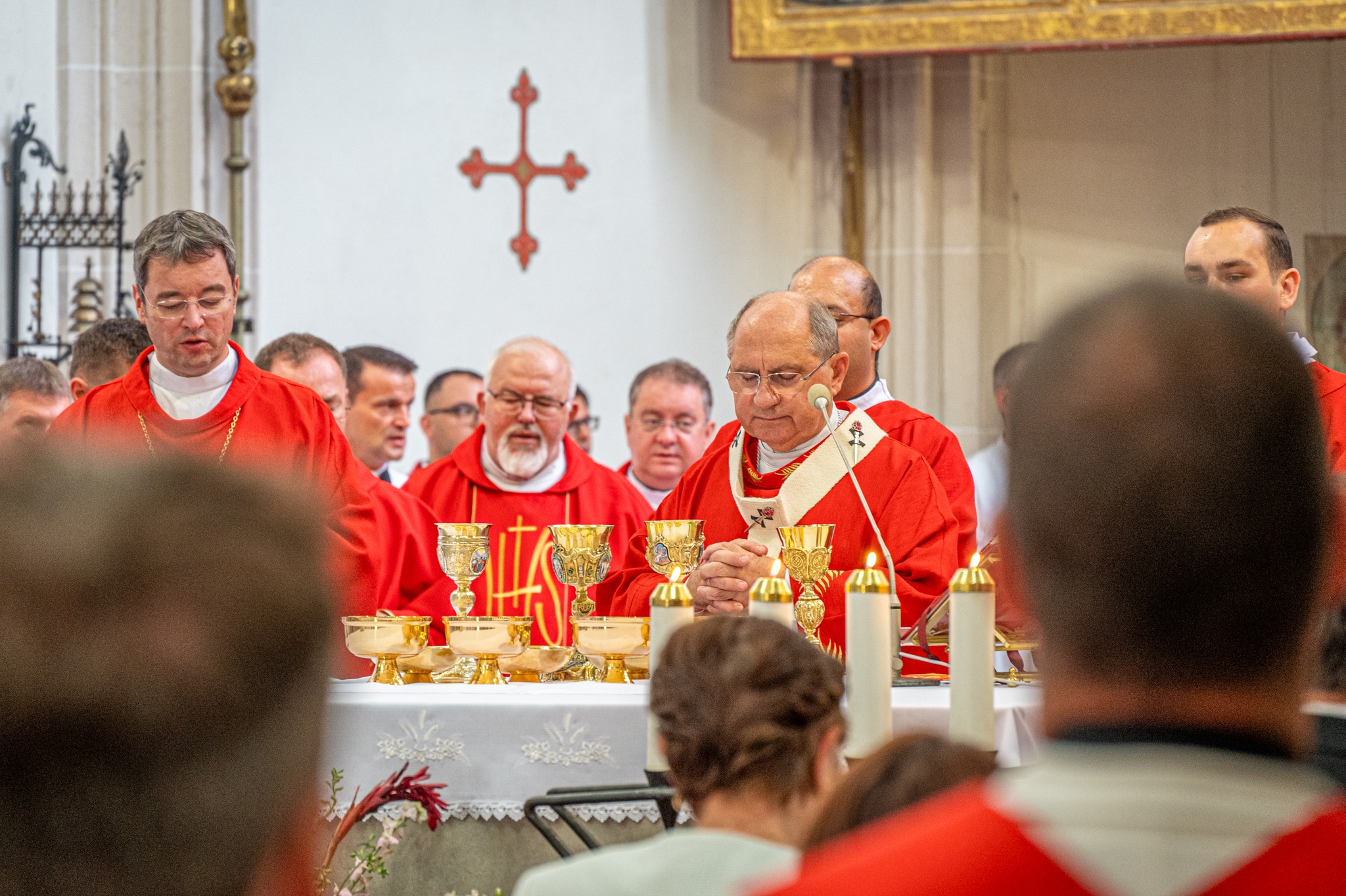 Kňazi. Zdroj foto: Facebook Košická arcidiecéza